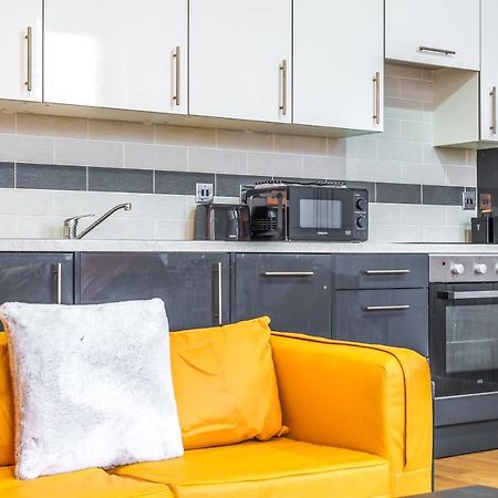 Spacious City Centre Apartment - Sleeps 8 Liverpool Buitenkant foto