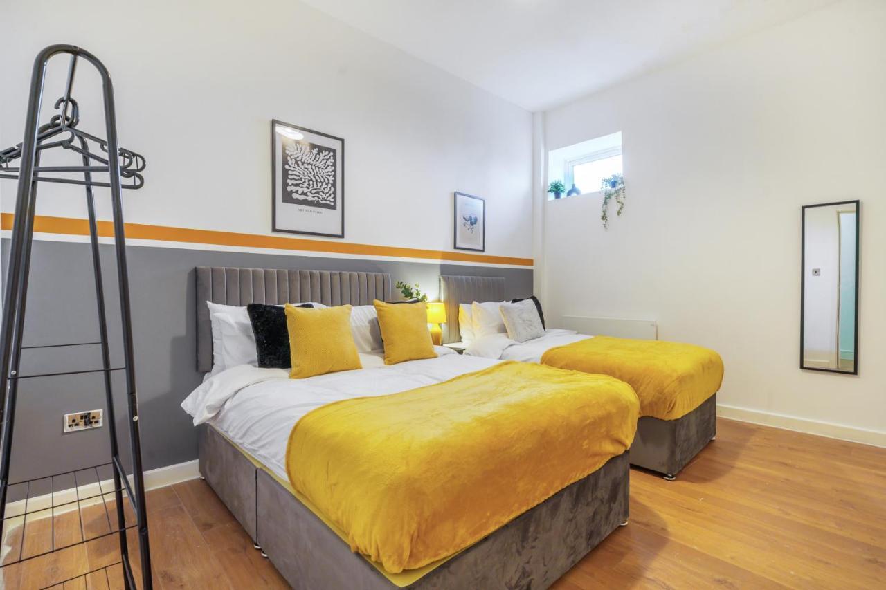Spacious City Centre Apartment - Sleeps 8 Liverpool Buitenkant foto