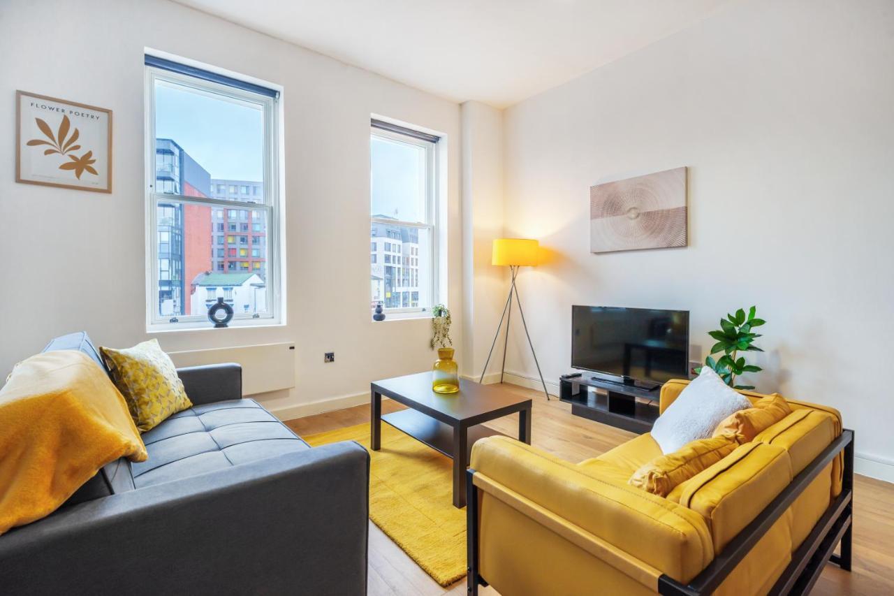 Spacious City Centre Apartment - Sleeps 8 Liverpool Buitenkant foto